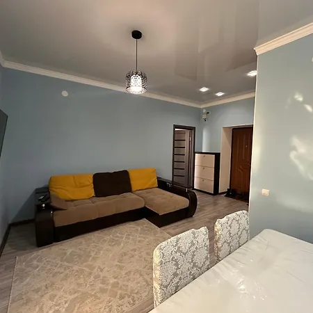 Студия Возле Теннисного Центра Aktobe Exterior photo