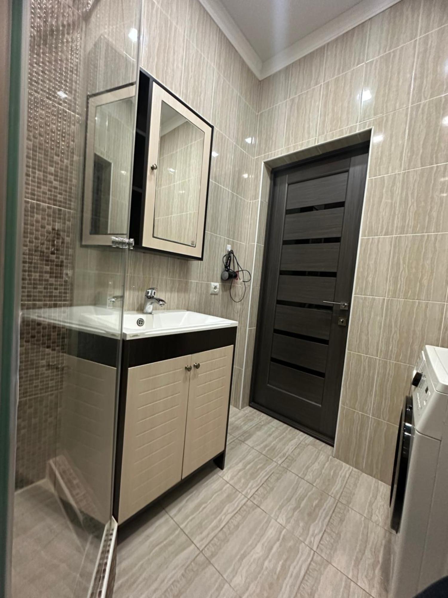 студия возле теннисного центра Apartment Aktobe